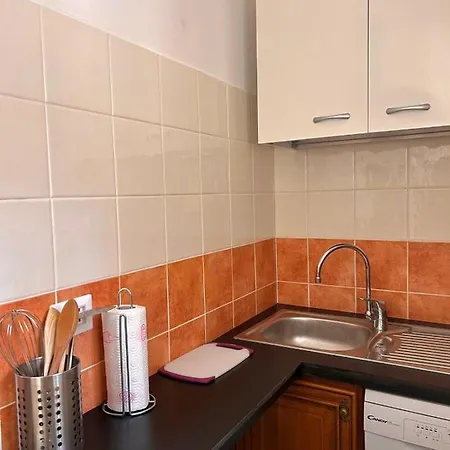 Tra Monti E Hébergement de vacances *